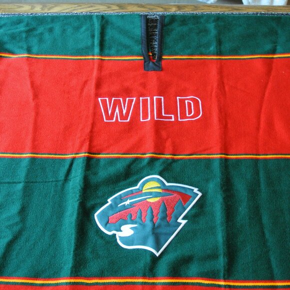 NHL Minnesota Wild Poncho 35" wide X 42" Front (84" total length) - Picture 2 of 7